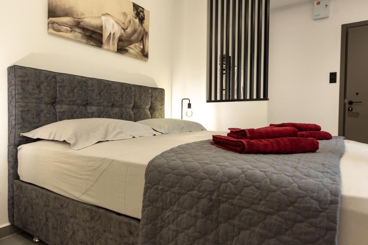 Frourio Lodge Α1 Larissa Bagian luar foto